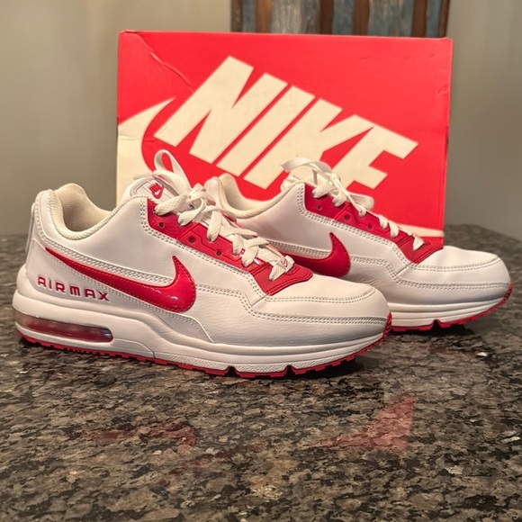 Nike Air Max White and Red Sneakers EUC 10.5 - Picture 1 of 13